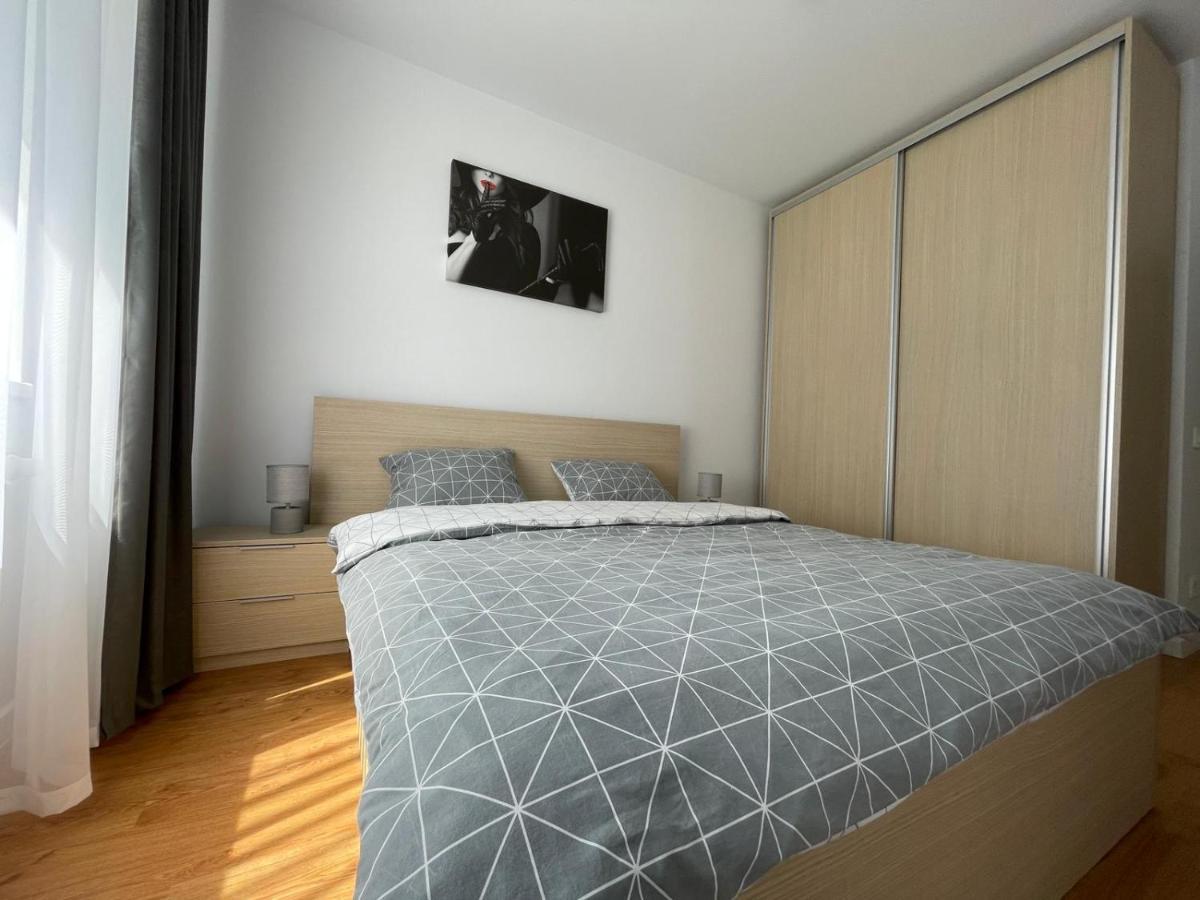Silence Apartment 2 オラデア エクステリア 写真