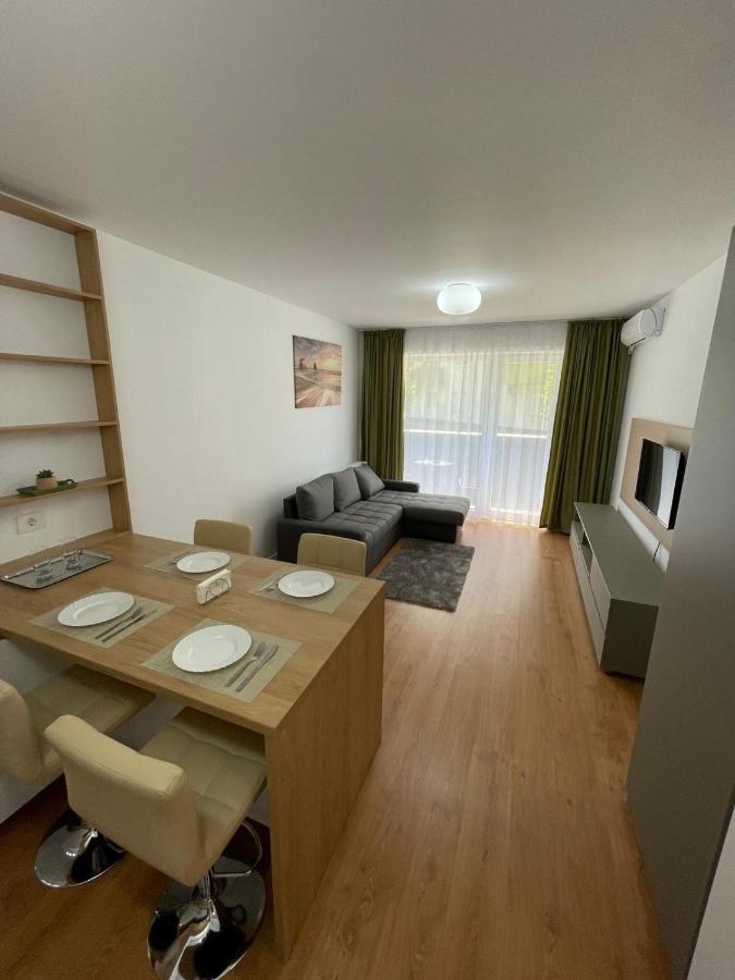 Silence Apartment 2 オラデア エクステリア 写真